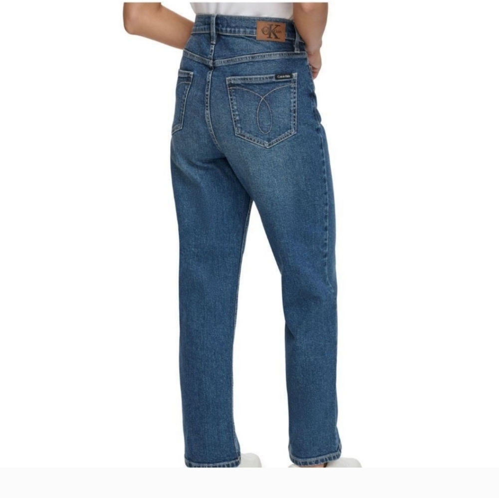 NWT Calvin Klein Straight Leg Jeans in Size 8 and 14 - Picture 4 of 11